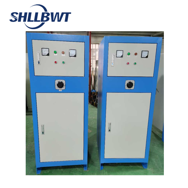 ����׃����